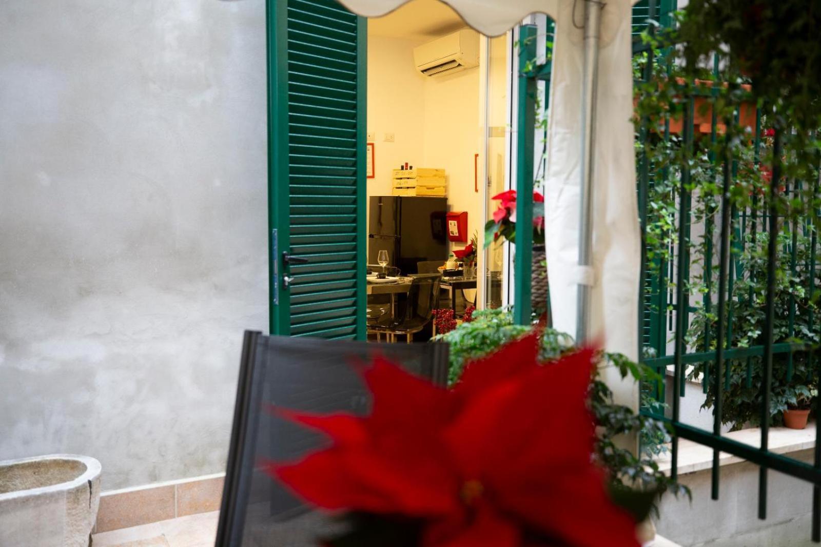 Flatinrome Trastevere Deluxe Rooms - Green Patio Eksteriør billede
