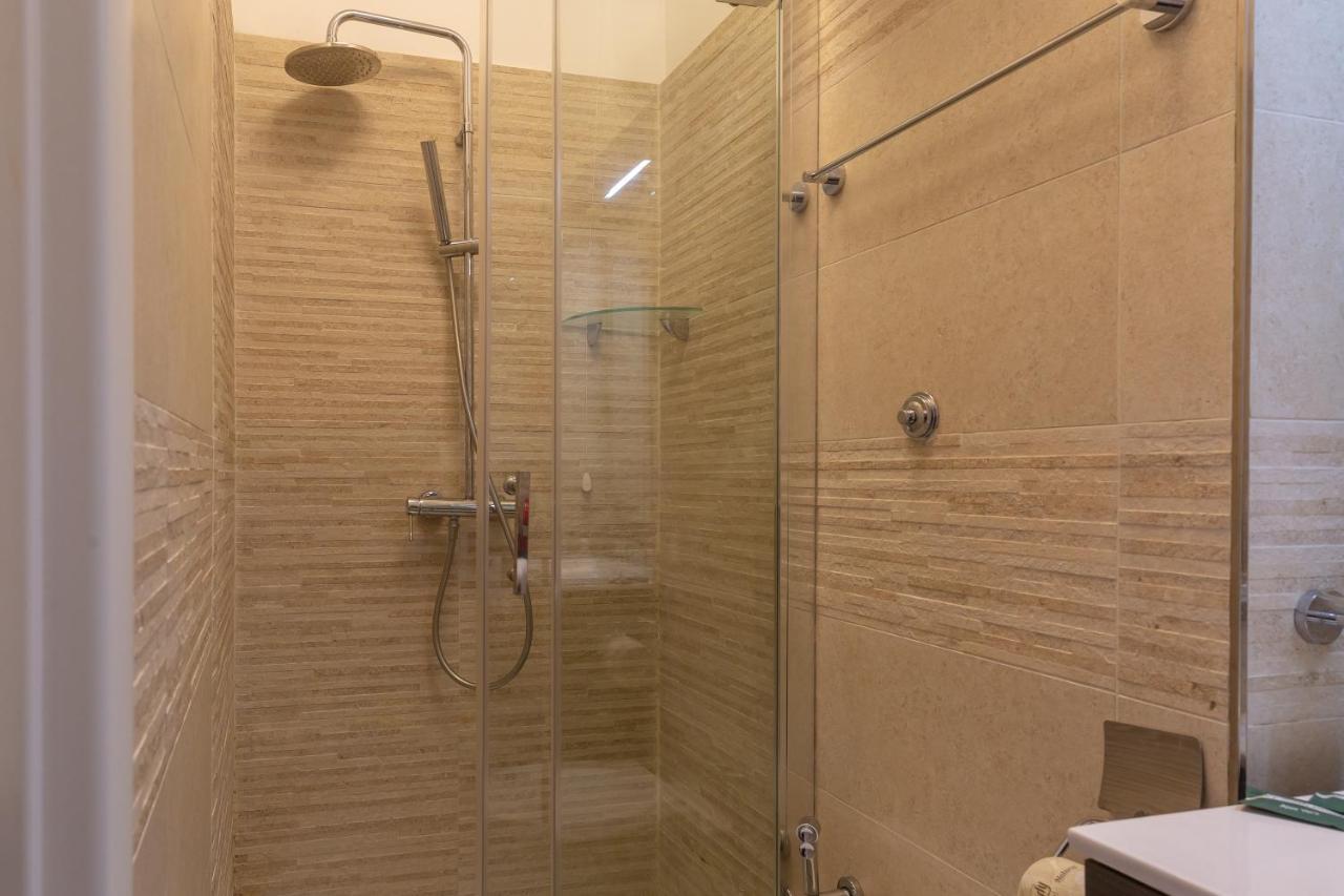 Flatinrome Trastevere Deluxe Rooms - Green Patio Eksteriør billede
