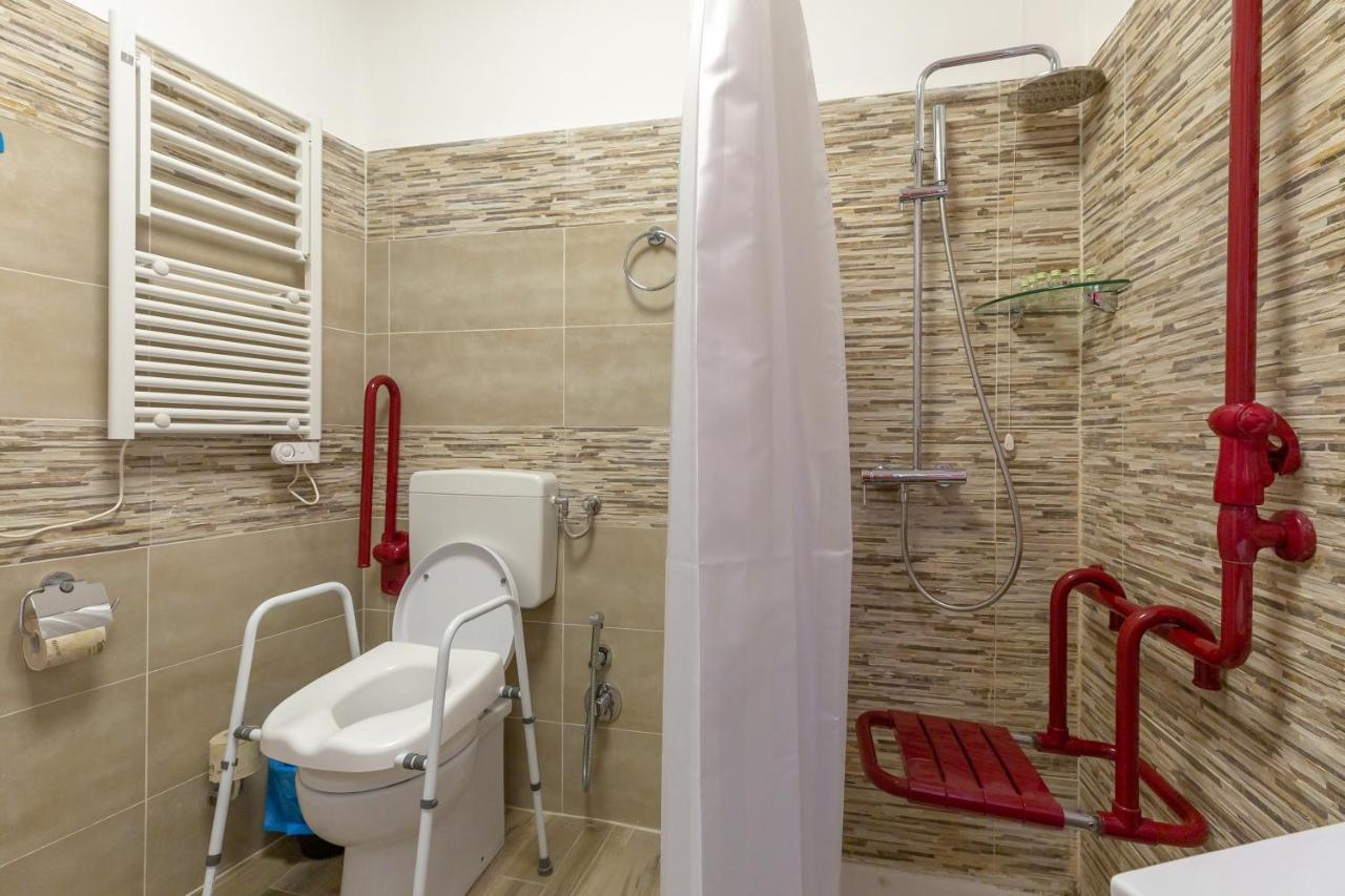 Flatinrome Trastevere Deluxe Rooms - Green Patio Eksteriør billede