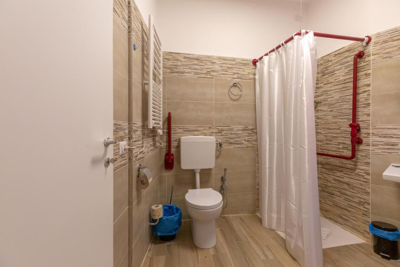 Flatinrome Trastevere Deluxe Rooms - Green Patio Eksteriør billede