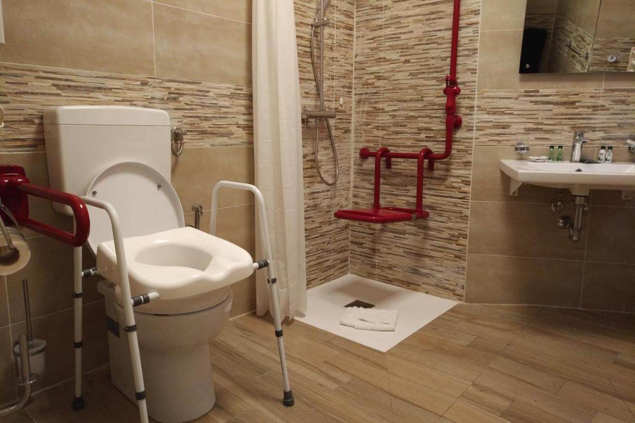 Flatinrome Trastevere Deluxe Rooms - Green Patio Eksteriør billede