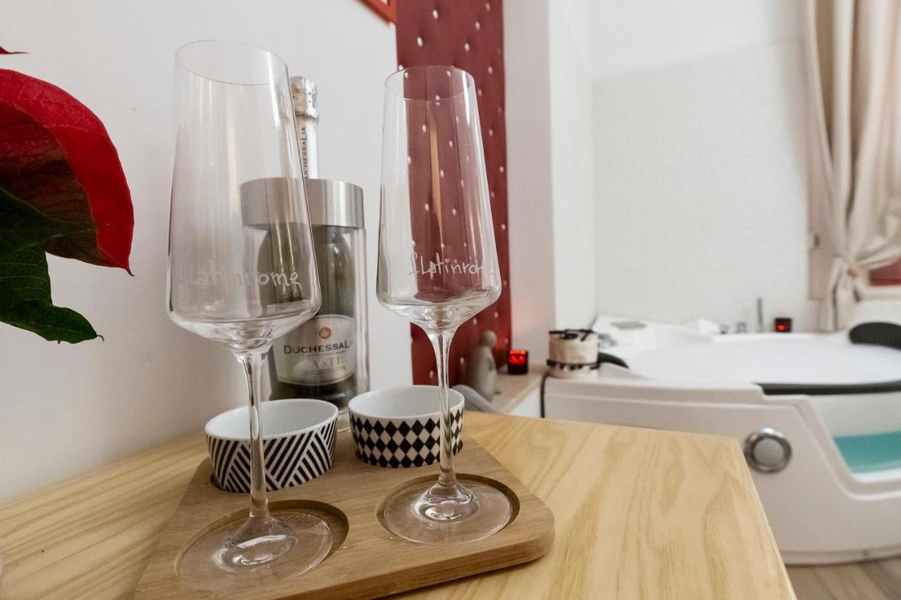 Flatinrome Trastevere Deluxe Rooms - Green Patio Eksteriør billede